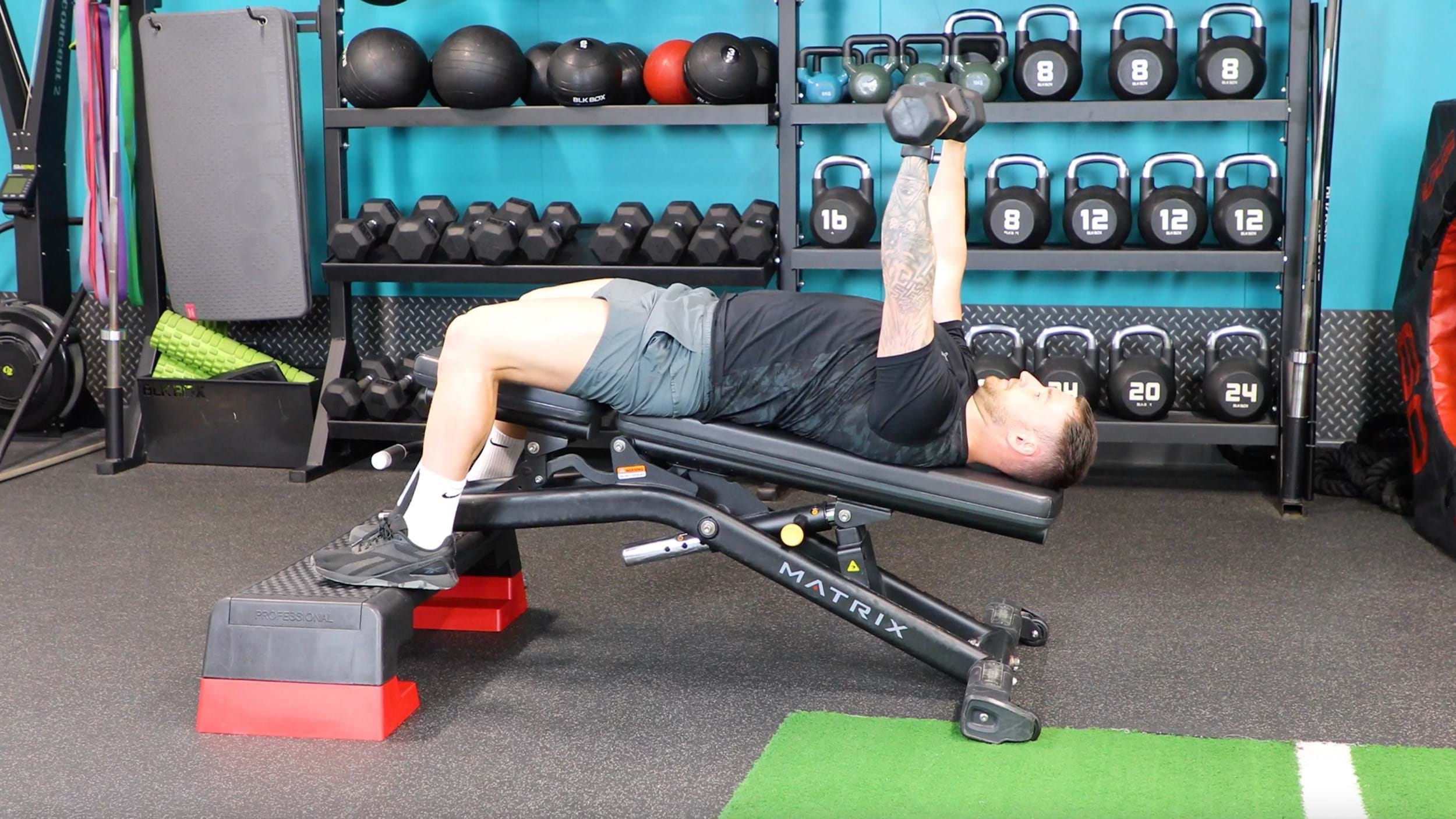 How To Do A Decline Dumbbell Bench Press