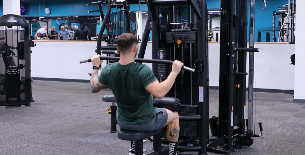 How to wide grip lat pulldown
