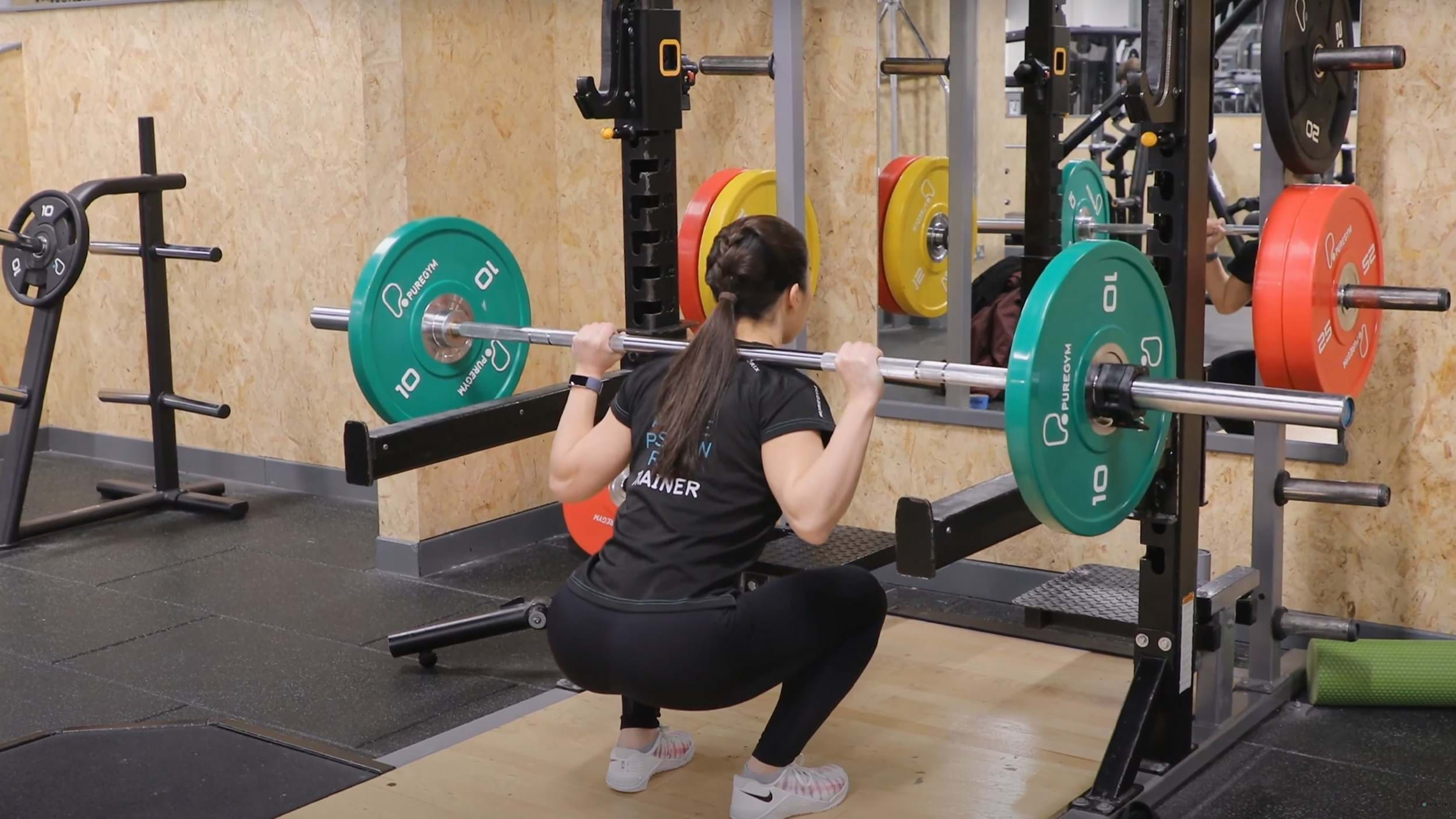 How to do barbell back squats