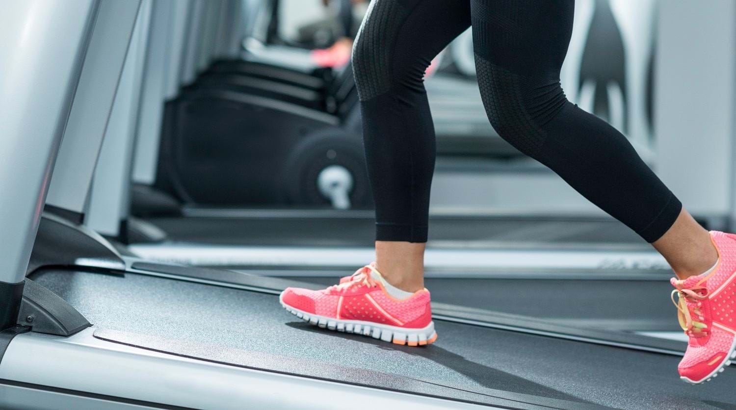 4 Incline Treadmill Workouts To Try